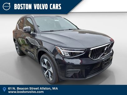 New 2025 Volvo XC40 B5 Core w/ Protection Package Premier