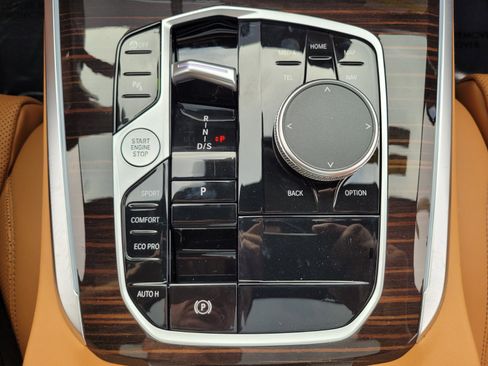 New 2026 BMW X5 sDrive40i image 25