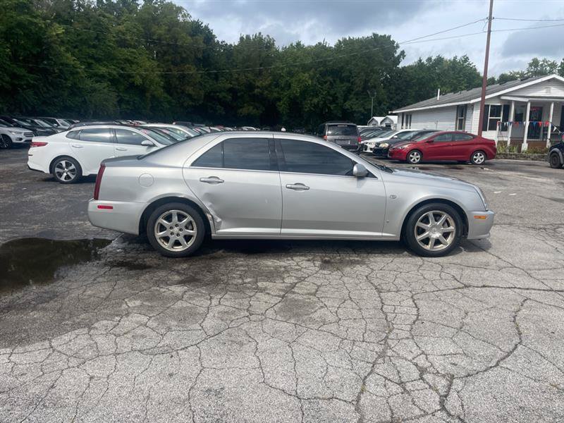 Used 2007 Cadillac STS w/ Preferred Equipment Group RWD image 4
