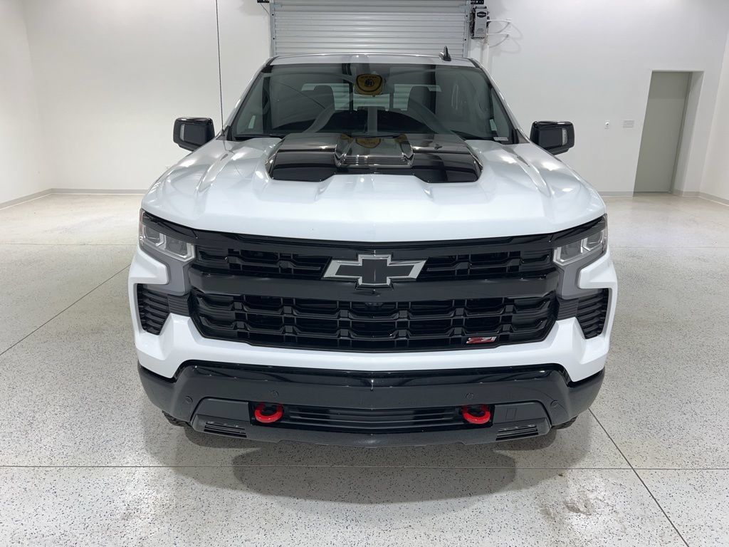 Used 2026 Chevrolet Silverado 1500 LT Trail Boss w/ LT Trail Boss Premium Package AWD/4WD image 8