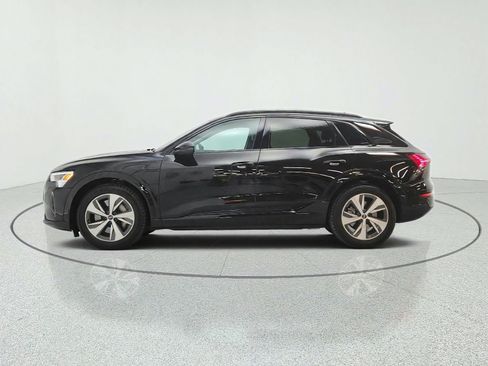 Used 2024 Audi Q8 e-tron Premium AWD/4WD image 8