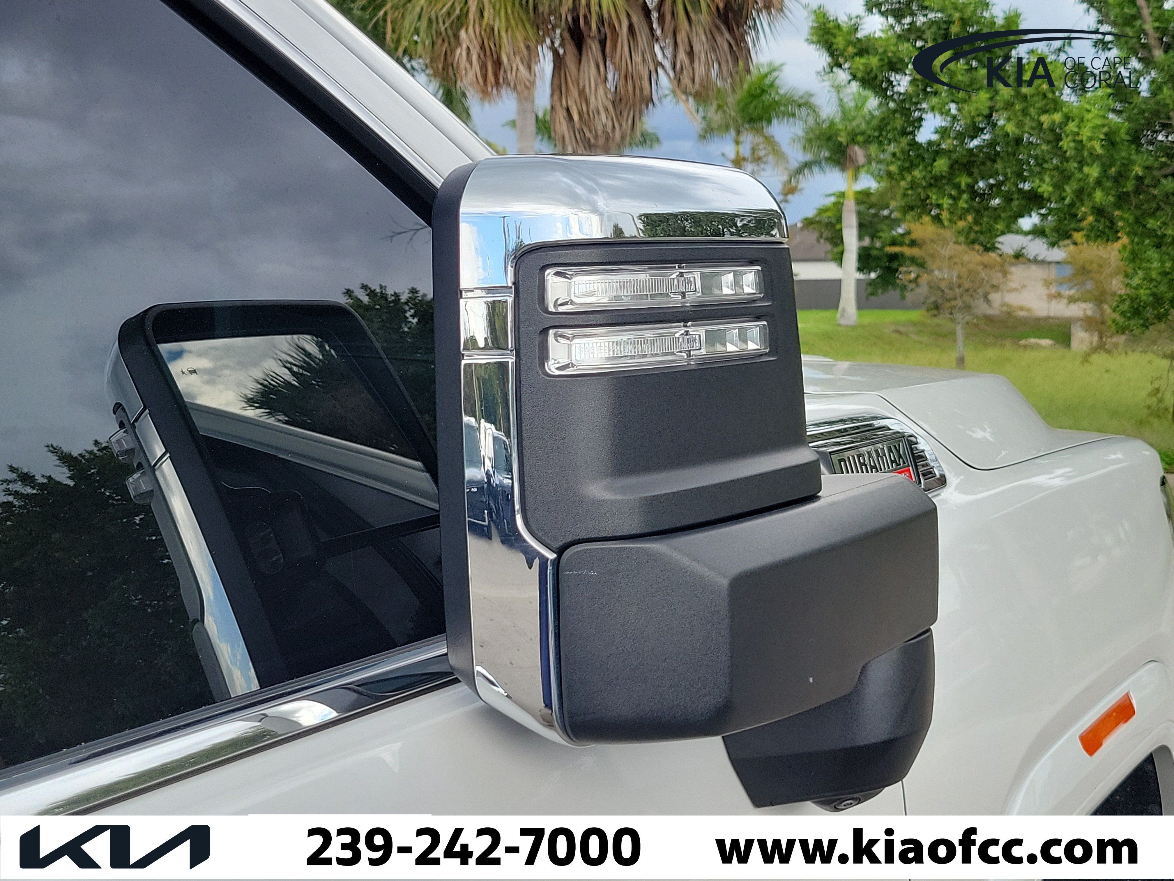 Used 2025 GMC Sierra 2500 Denali w/ Denali Reserve Package AWD/4WD image 8