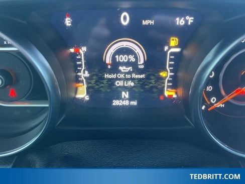 Used 2021 Jeep Wrangler Unlimited Sahara w/ LED Lighting Group image 28