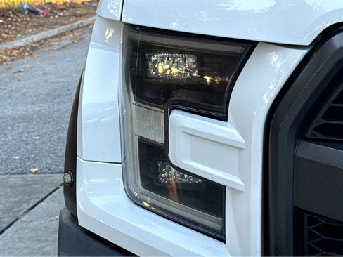 Used 2018 Ford F150 Raptor w/ Equipment Group 802A Luxury image 21