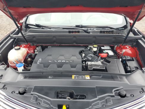 Used 2018 Lincoln MKX Reserve w/ Lincoln MKX Climate Package image 8