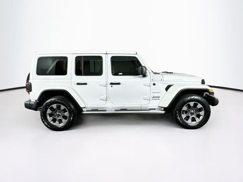 Used 2020 Jeep Wrangler Unlimited Sahara AWD/4WD image 10