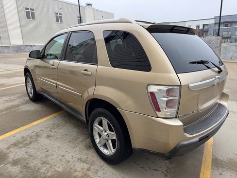 Used 2006 Chevrolet Equinox LT w/ LT Preferred Equipment Group image 4