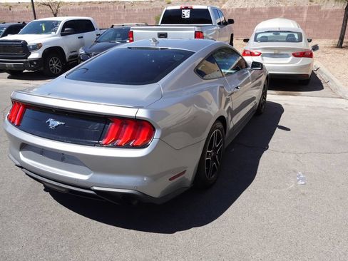 Used 2020 Ford Mustang Premium RWD image 3