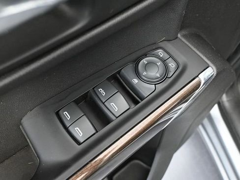 Used 2019 Chevrolet Silverado 1500 LT image 21