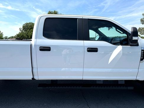 Used 2022 Ford F250 XL w/ Power Equipment Group image 34