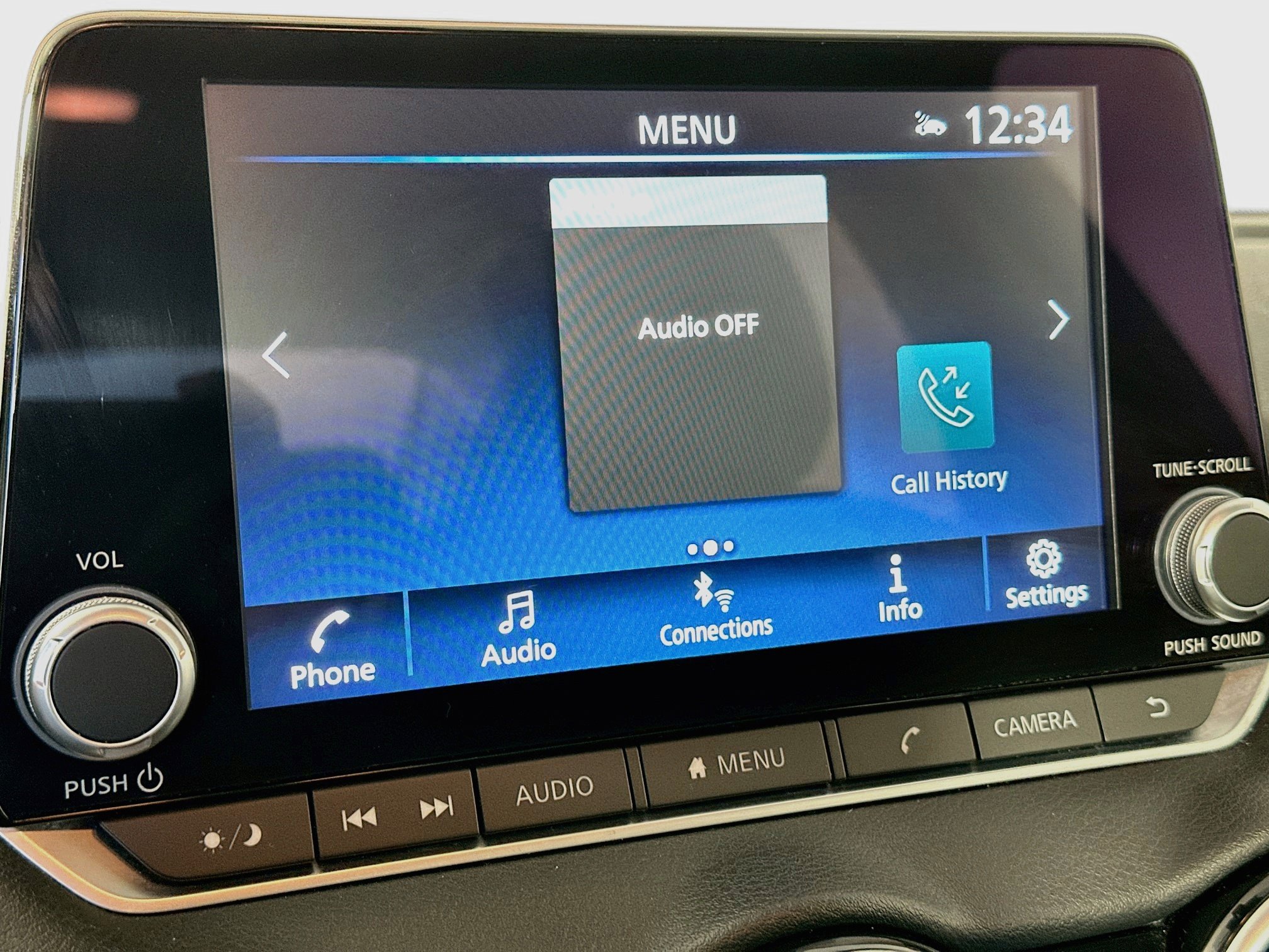 Used 2025 Nissan Sentra SV FWD image 19