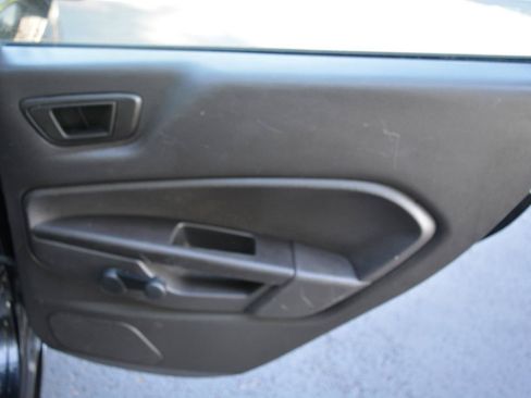 Used 2017 Ford Fiesta S FWD image 35