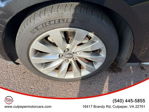 Used 2015 Lincoln MKS FWD image 27