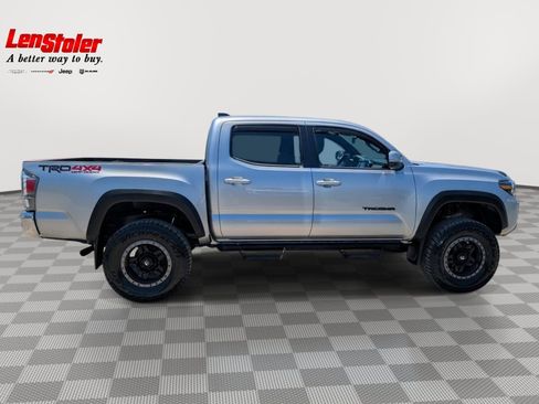 Used 2023 Toyota Tacoma TRD Off-Road AWD/4WD image 6