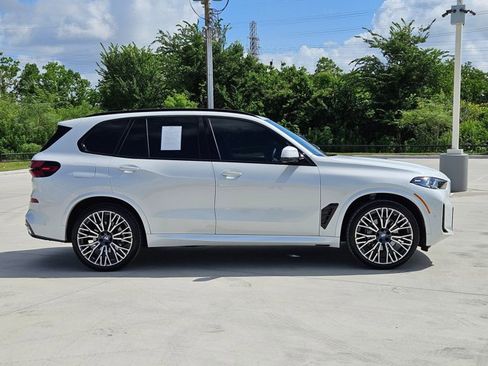 Used 2026 BMW X5 xDrive40i w/ M Sport Package AWD/4WD image 4
