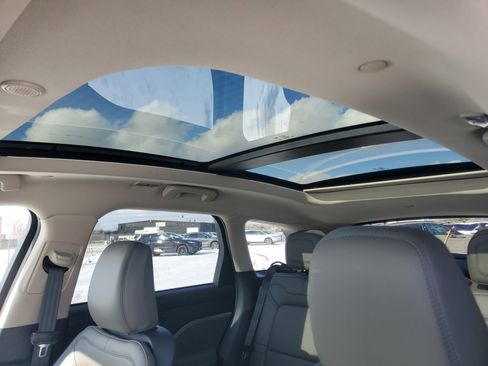 New 2026 Lincoln Corsair Premiere image 11