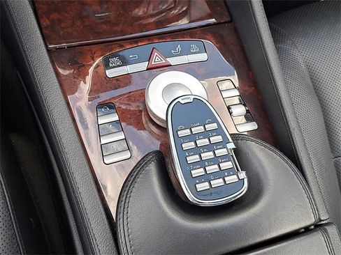 Used 2012 Mercedes-Benz CL 550 4MATIC image 30