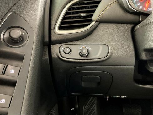 Used 2019 Chevrolet Trax LS FWD image 14