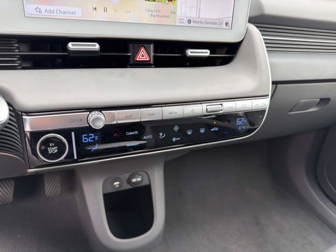 Certified 2024 Hyundai Ioniq 5 SE RWD image 24