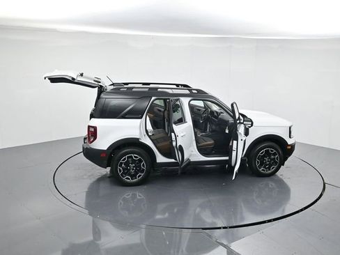 New 2025 Ford Bronco Sport Outer Banks w/ Outer Banks Tech Package+ image 43