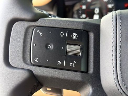 New 2026 Land Rover Defender 110 V8 image 31