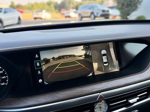 Used 2020 Genesis G90 3.3T Premium RWD image 58