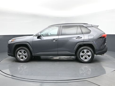 Used 2023 Toyota RAV4 XLE w/ Convenience Package image 4