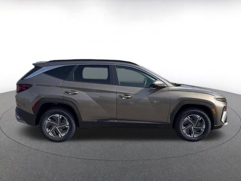 Used 2025 Hyundai Tucson Blue image 16