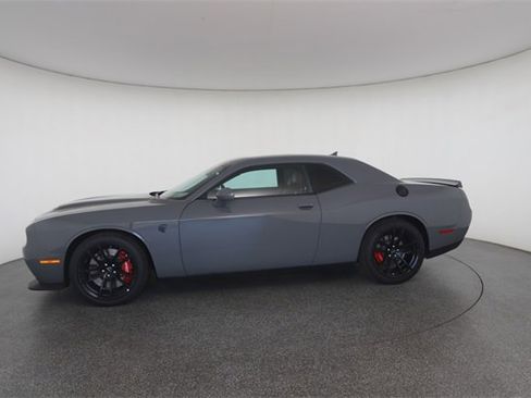 Used 2023 Dodge Challenger SRT Hellcat image 6
