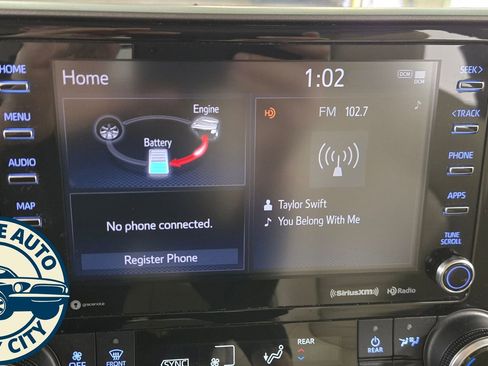 Used 2021 Toyota Highlander XLE image 17