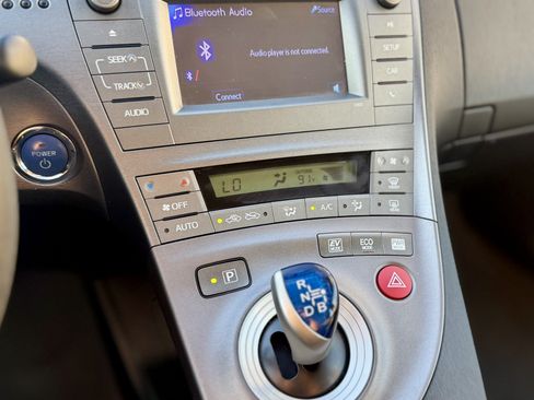 Used 2015 Toyota Prius Two FWD image 20