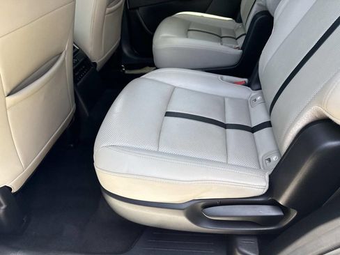 Certified 2024 MAZDA CX-90 3.3 Turbo w/ Premium Package AWD/4WD image 16