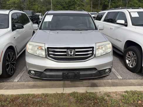 Used 2012 Honda Pilot Touring image 3