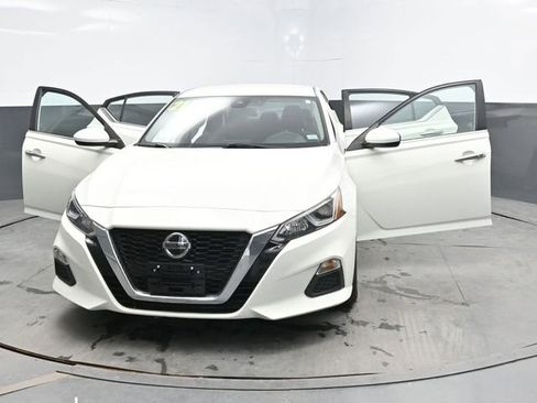 Used 2021 Nissan Altima 2.5 S FWD image 40