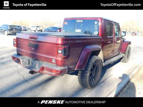 Used 2021 Jeep Gladiator Overland image 10