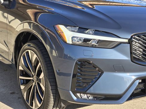 New 2026 Volvo XC60 B5 Ultra w/ Protection Package Premier image 10