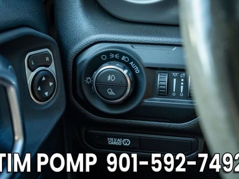 Used 2020 Jeep Gladiator Rubicon AWD/4WD image 25