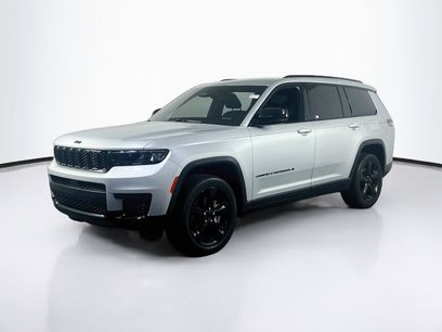 Used 2023 Jeep Grand Cherokee L Laredo