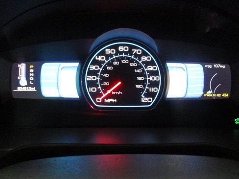 Used 2010 Ford Fusion Hybrid FWD image 20