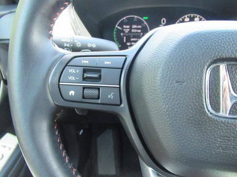 Used 2025 Honda CR-V Sport-L image 24