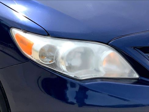 Used 2013 Toyota Corolla LE image 25