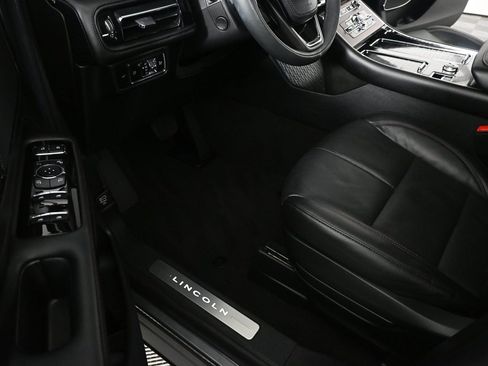 Used 2023 Lincoln Aviator Reserve w/ Elements Package Plus image 7