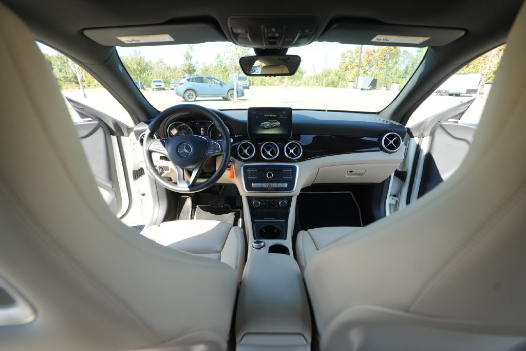 Used 2018 Mercedes-Benz CLA 250 4MATIC image 25