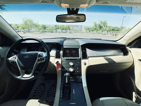 Used 2013 Ford Taurus SEL image 17