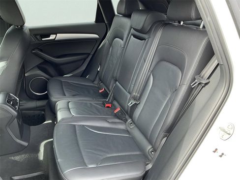 Used 2017 Audi Q5 2.0T Premium Plus w/ Technology Package image 37