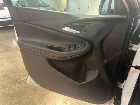 Used 2025 Buick Encore GX Preferred image 20