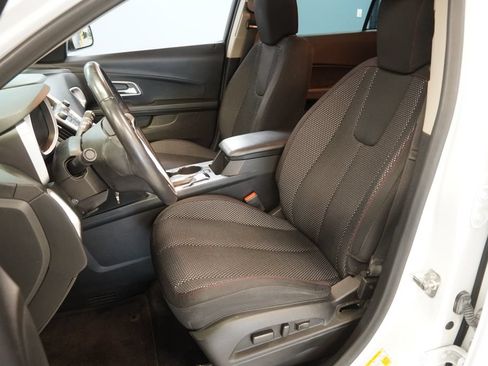 Used 2016 Chevrolet Equinox LT w/ Convenience Package FWD image 3