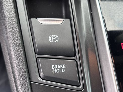 Used 2018 Honda CR-V Touring image 31