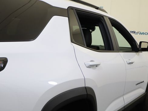 New 2026 Chevrolet Equinox RS image 6