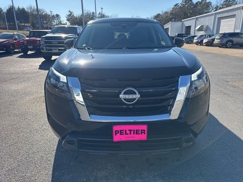Used 2024 Nissan Pathfinder SV image 8